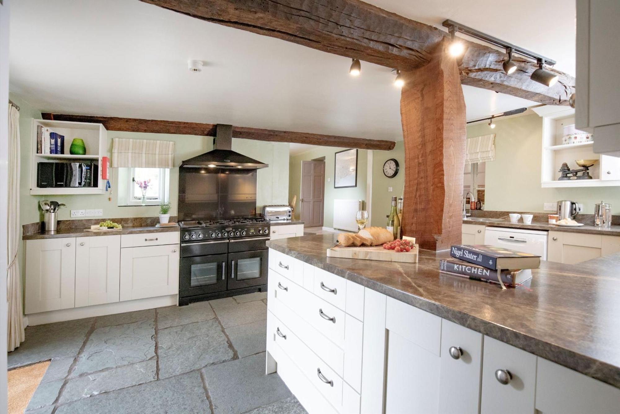 Sutton Barton Farmhouse Honiton Exteriör bild