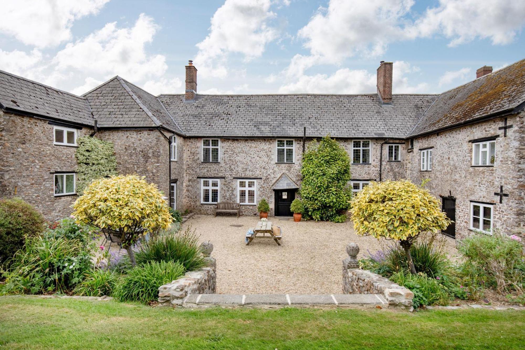 Sutton Barton Farmhouse Honiton Exteriör bild